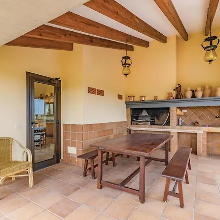 4 Bedroom Lovely In Muro 別荘 San Lorenzo
